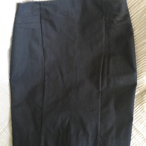 Express pencil skirt - Picture 6 of 6